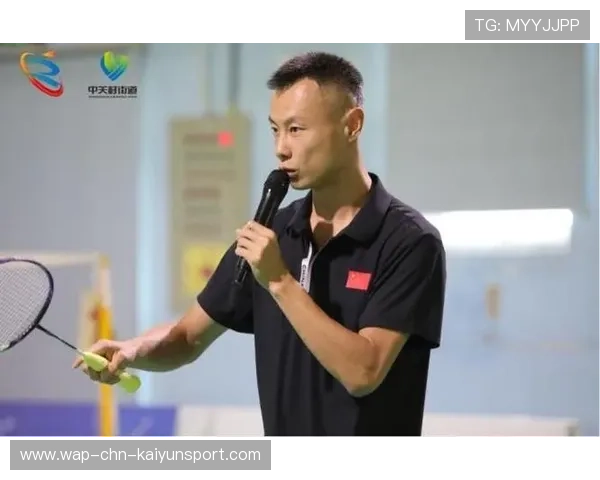 冠军球队主帅战术讲座吸引众多教练和球迷参与，球赛冠军