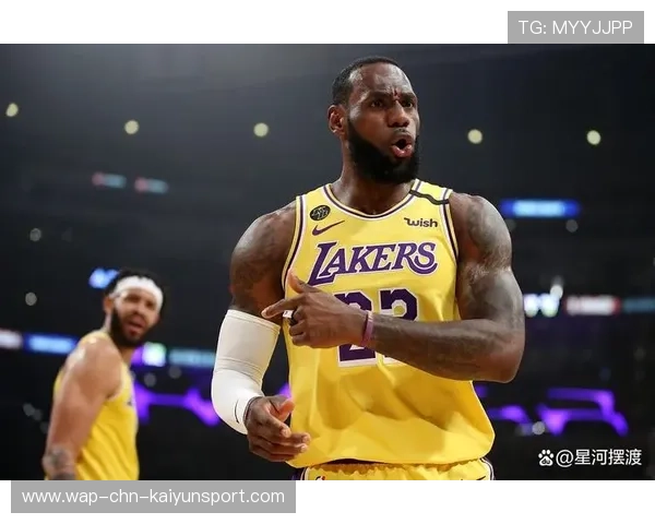 詹姆斯52分单场三双惊艳全场,湖人加时赛力克尼克斯重回正轨 詹姆斯52分单场三双惊艳全场,湖人加时赛力克尼克斯重回正轨